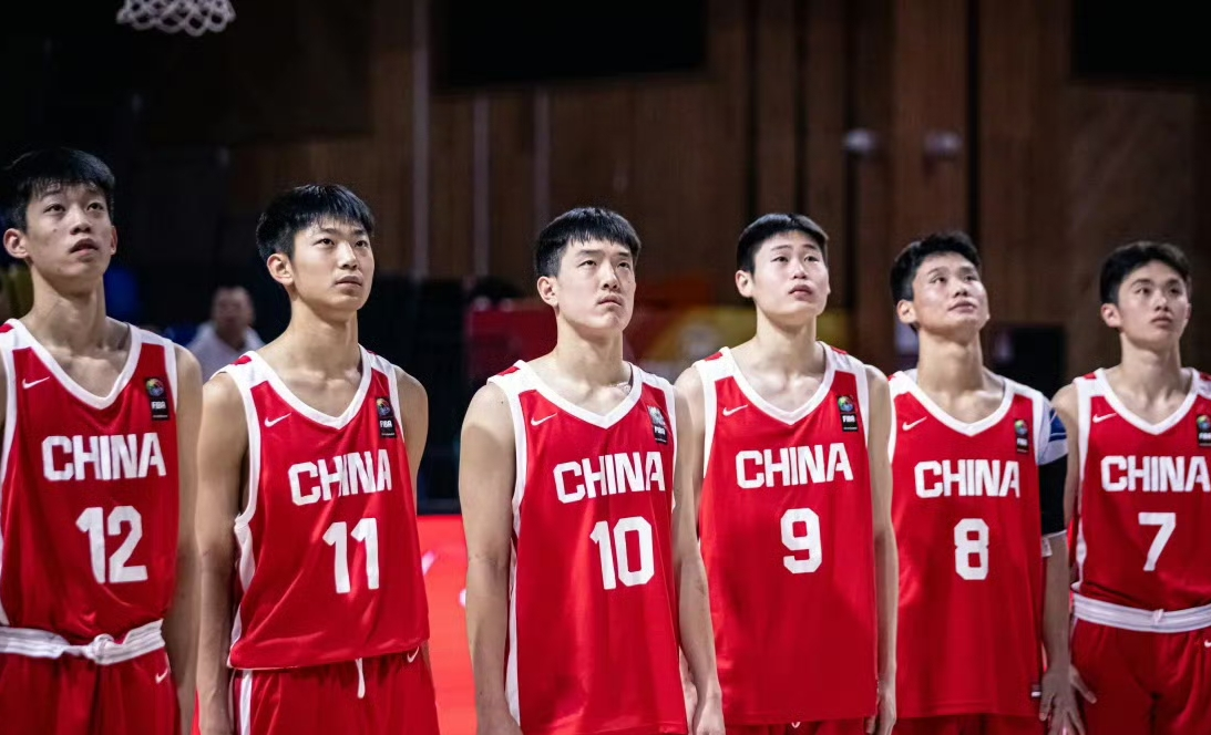 ayx哈登在中国队比赛中失利窗口期深圳男篮调整名单以备欧联，浓眉哥在澳大利亚队比赛中悬念迭起看傻球迷的简单介绍